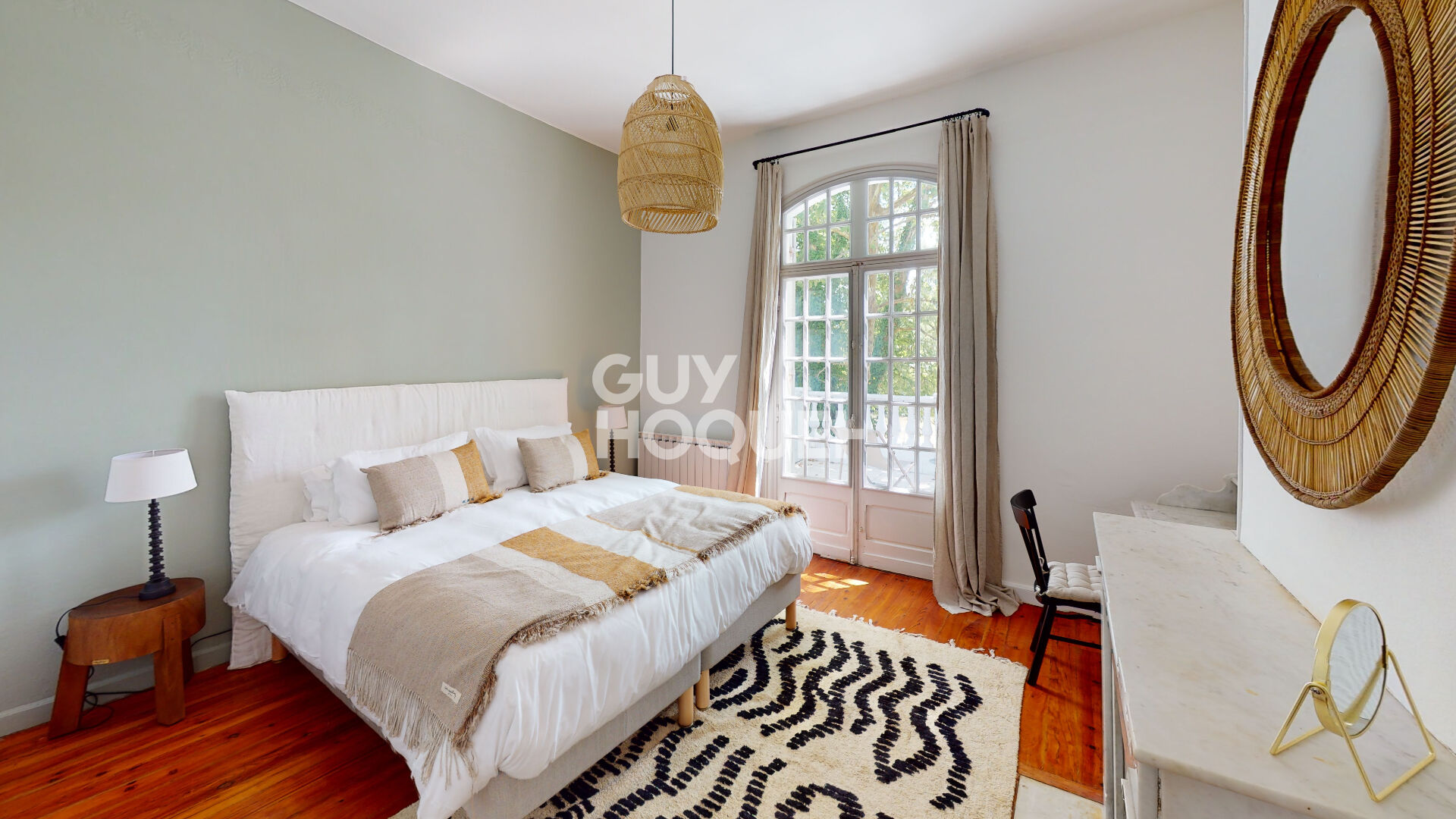 GRANDIFLORA- Maison bourgeoise avec piscine à quelques minutes de l'océan