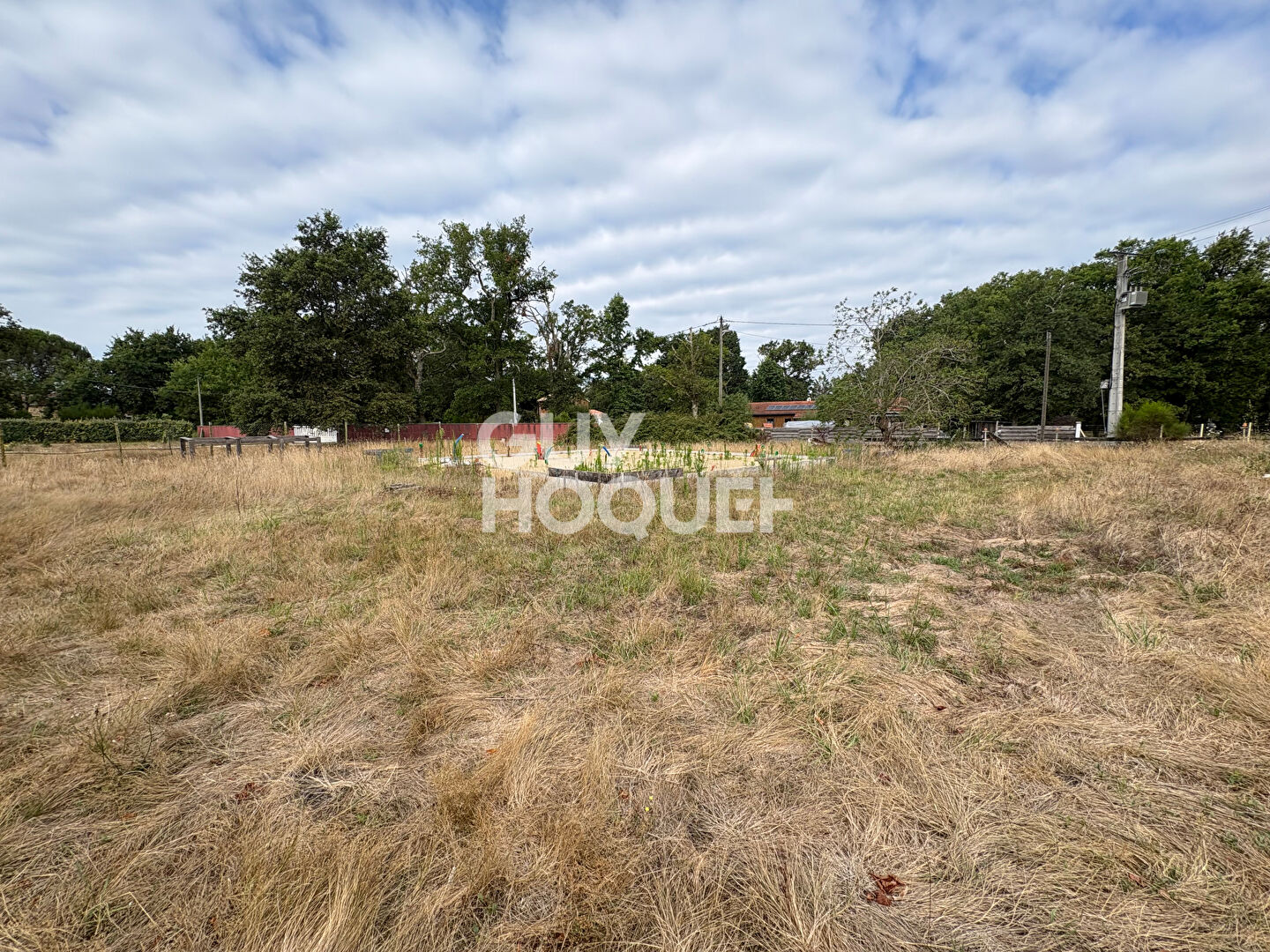 Terrain de 1435 m² avec permis de construire