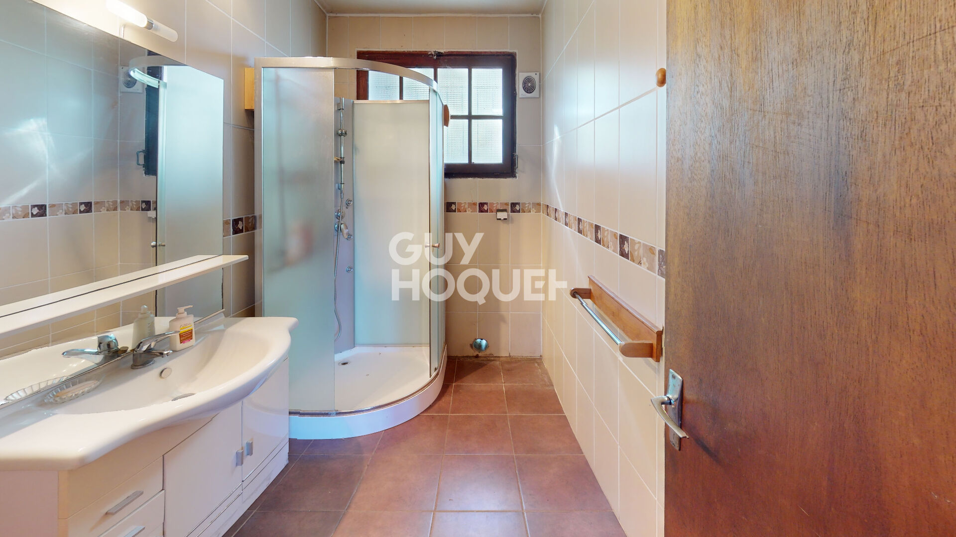 Grande Maison de 159m² dans un quartier calme à Escource