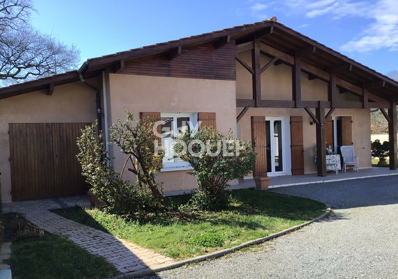 Maison  7 pièces 181 m2