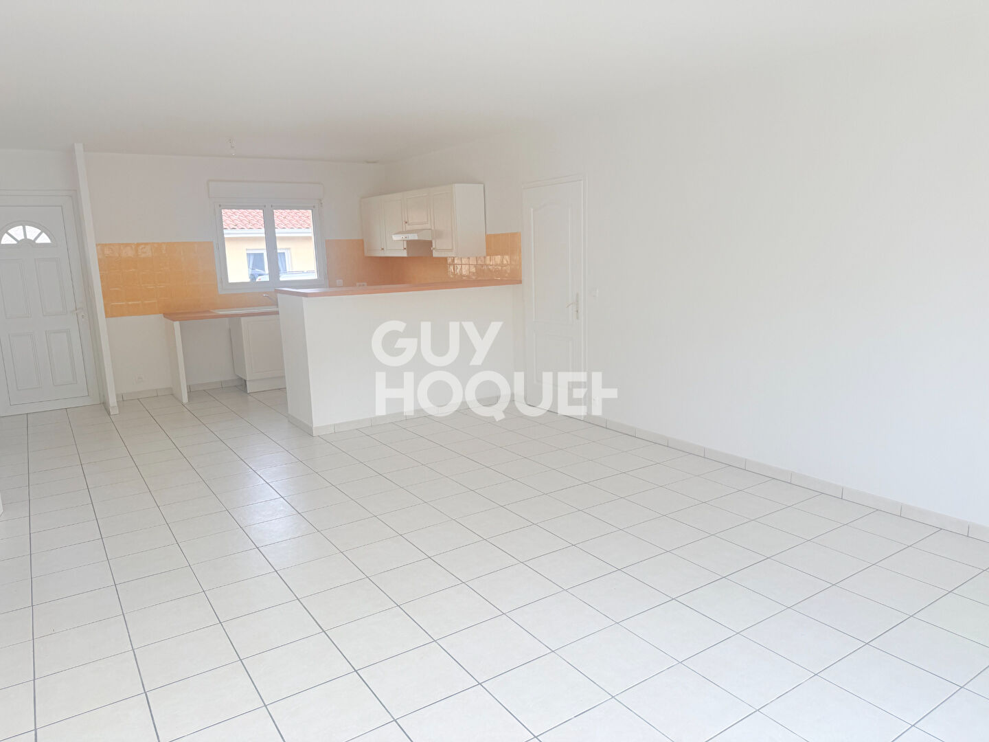 Maison mitoyenne 2 chambres + garage à Mimizan-bourg.