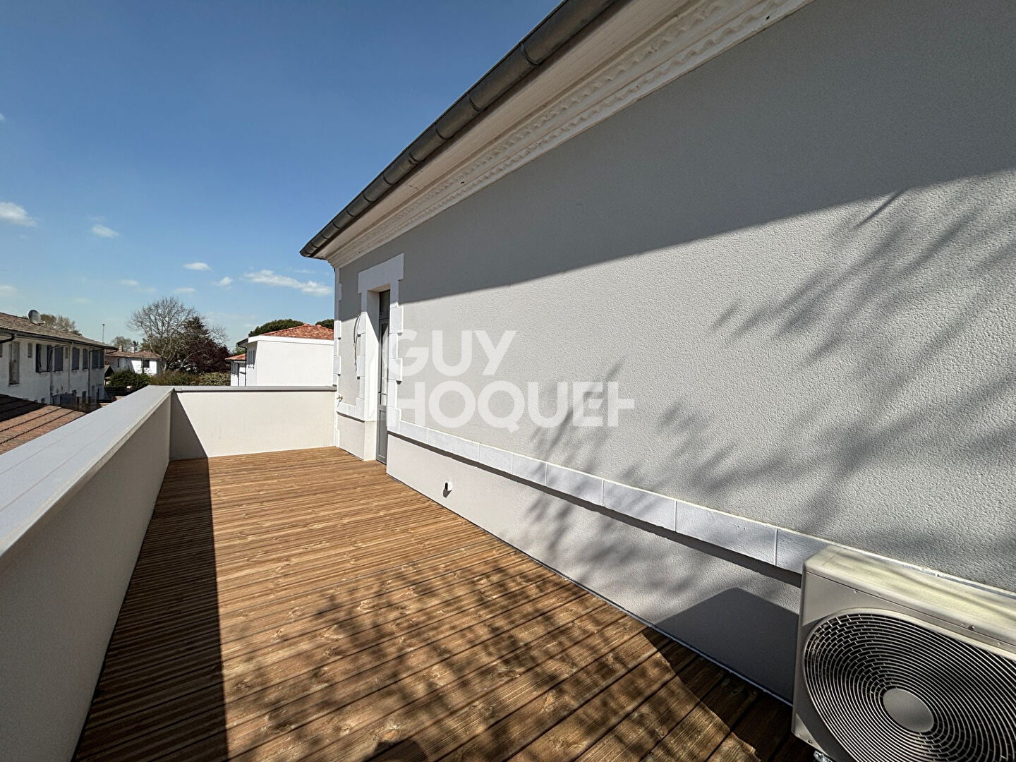 Appartement 4 chambres + bureau de 135 m2 à Lit et Mixe