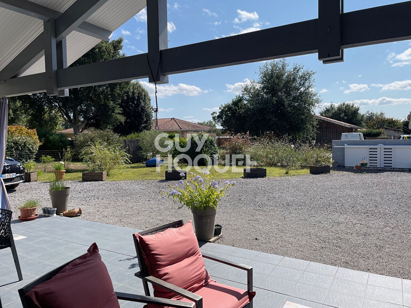 Belle maison contemporaine LINXE 