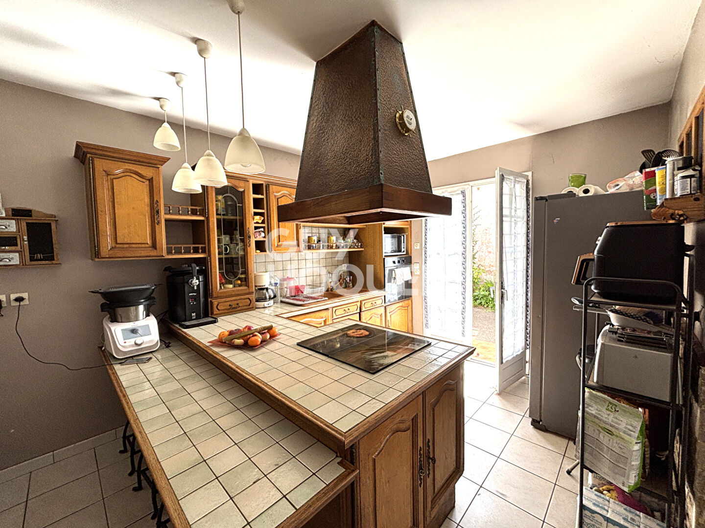 Ensemble immobilier Saint Julien en Born