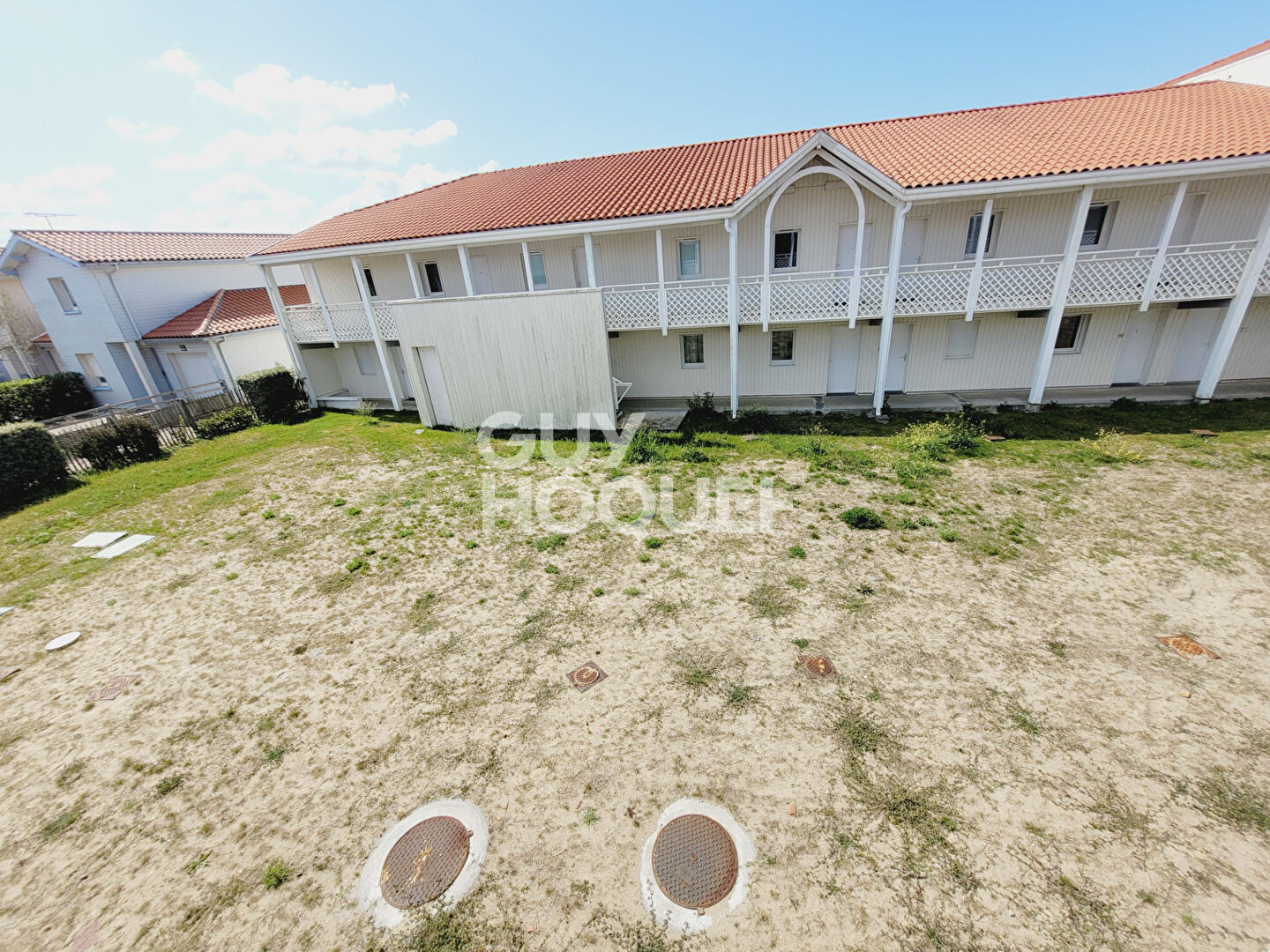 Escapade Ensoleillée - Duplex dans une résidence sécurisée avec piscine pour 8 à 10 personnes à Mimizan plage