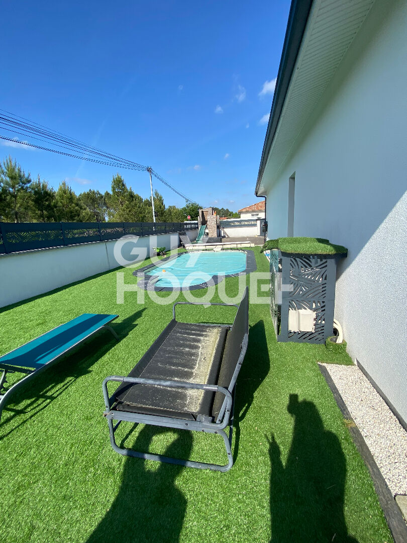 Maison contemporaine de 140 m² avec piscine