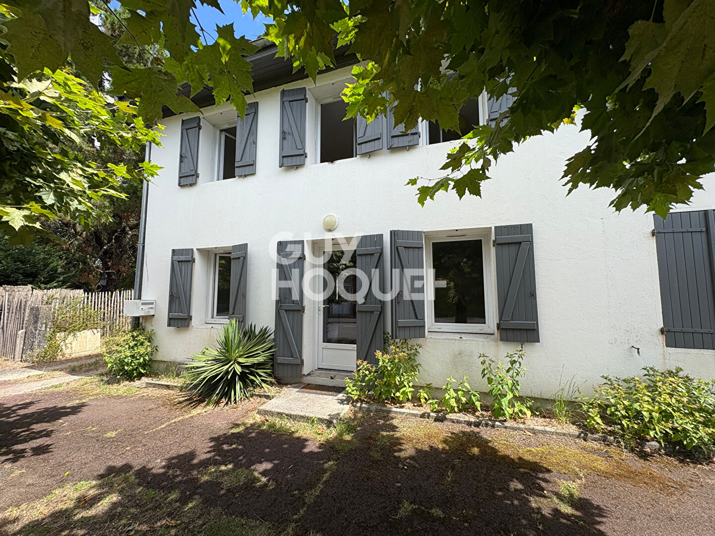 Maison mitoyenne de 104 m² avec jardinet