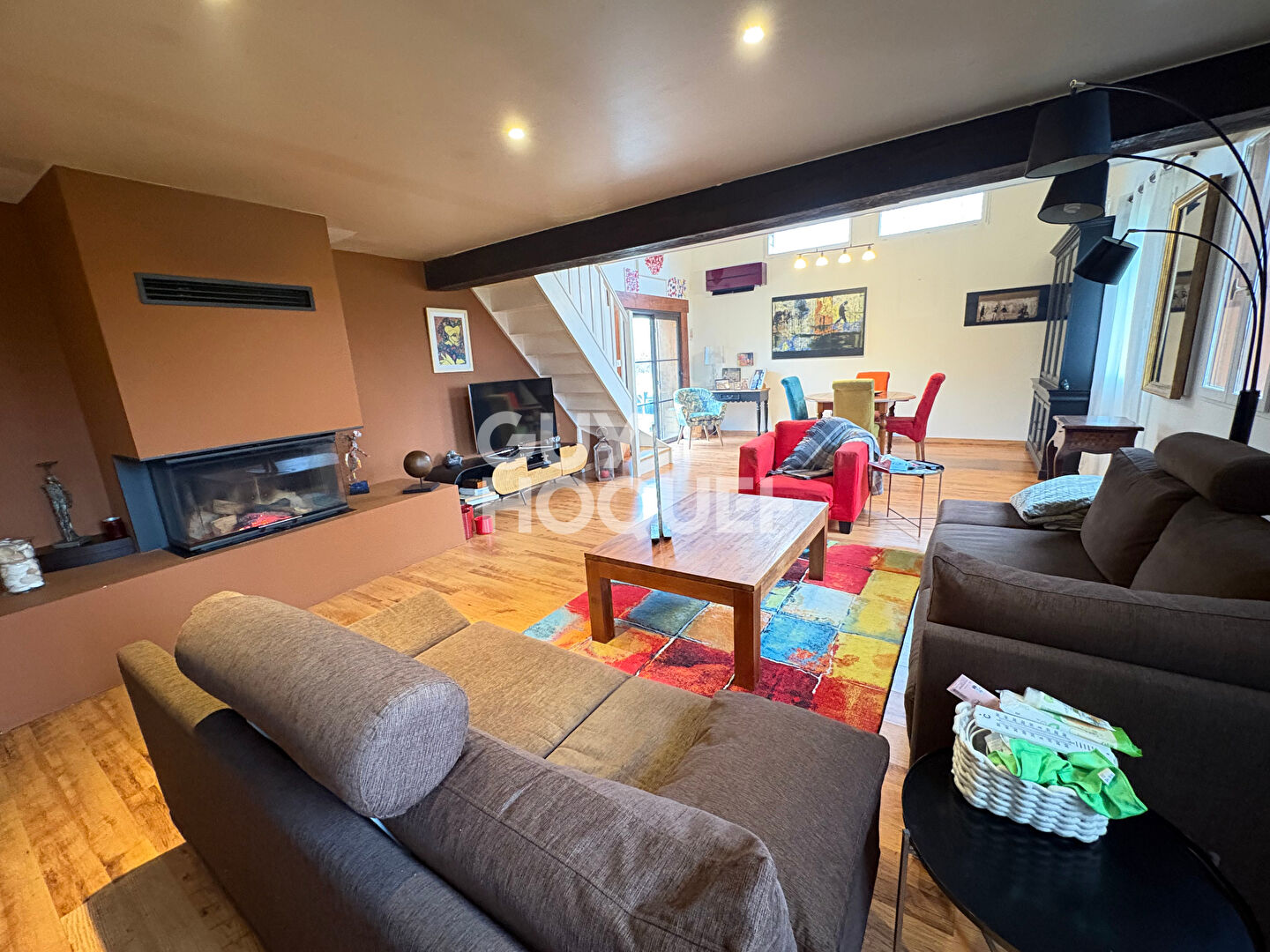 Belle maison landaise avec dépendance et pisicne