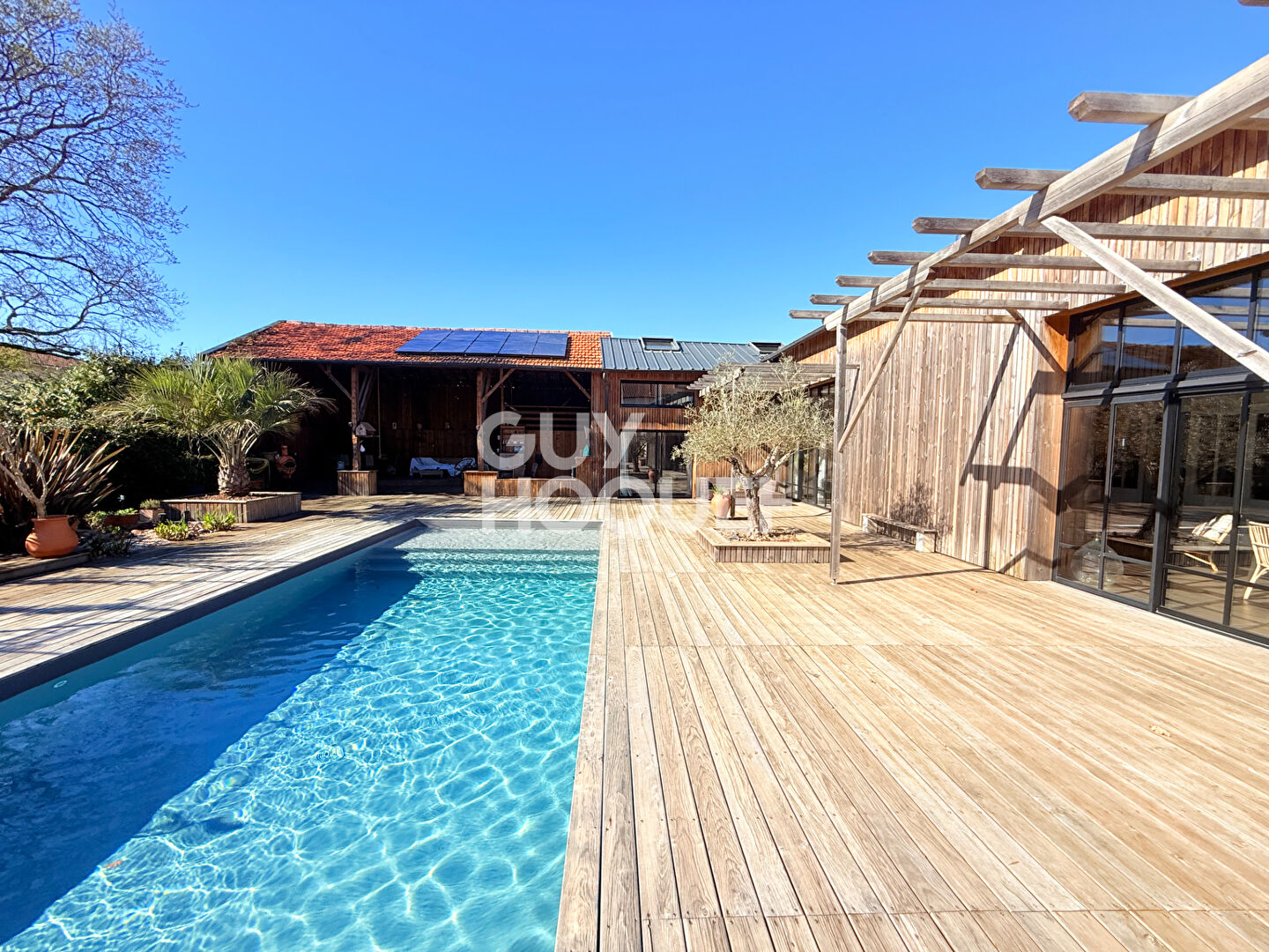 Loft d'exception de 384 m2 à Mimizan-bourg