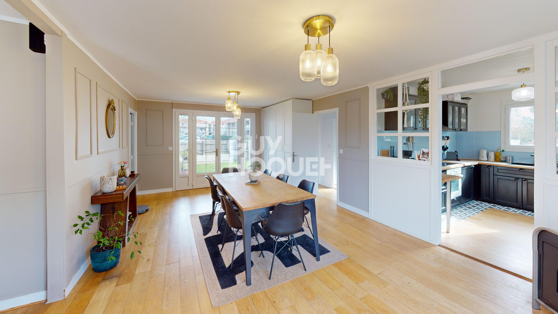 Maison 4 chambres  de 117m2 en plein centre bourg