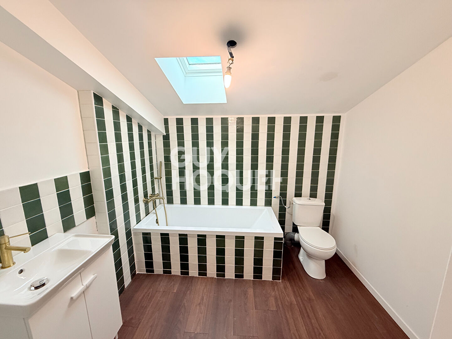 Maison 4 chambres  de 117m2 en plein centre bourg