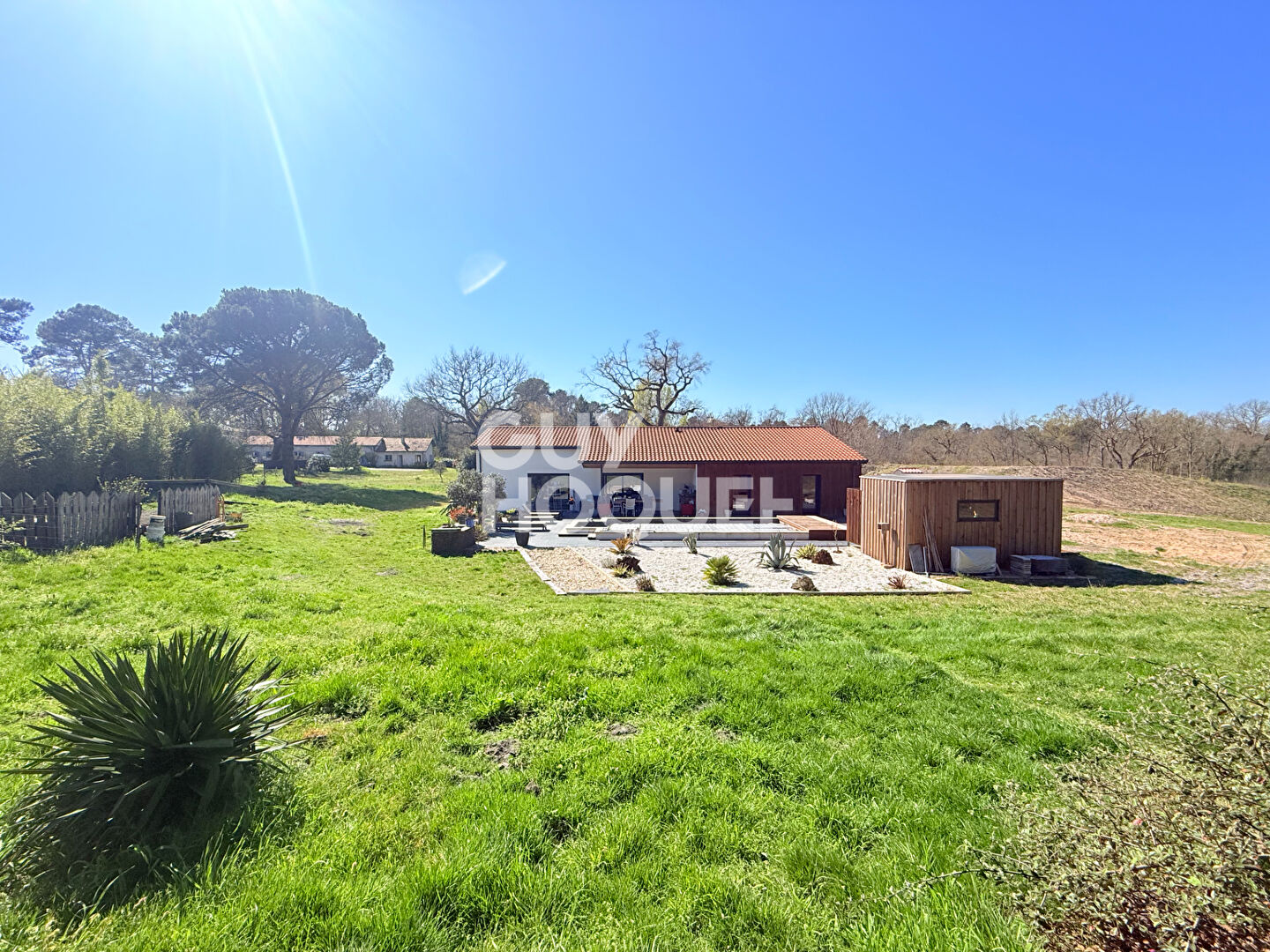 Belle maison contemporaine de 141 m2 à Escource