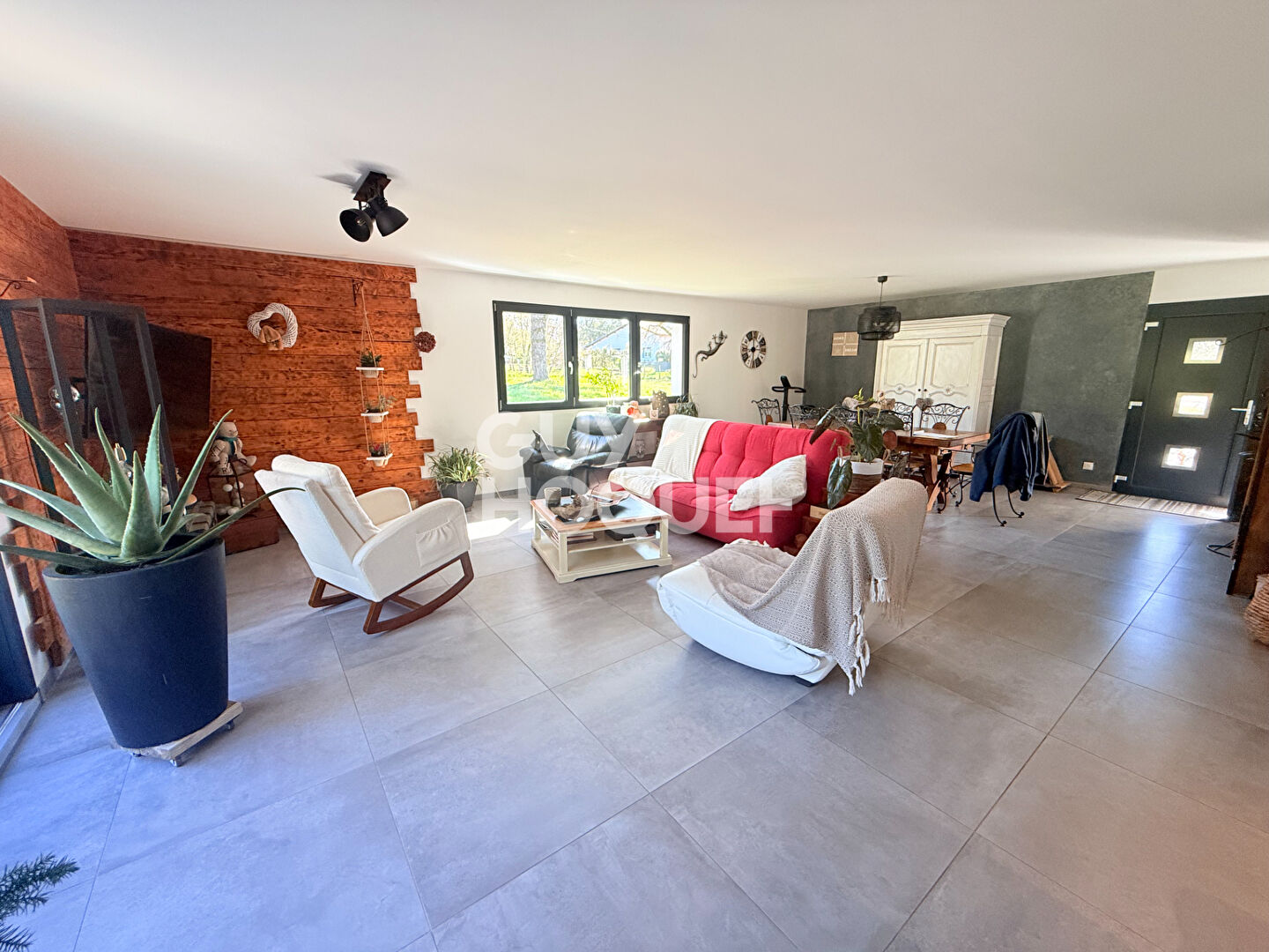 Belle maison contemporaine de 141 m2 à Escource