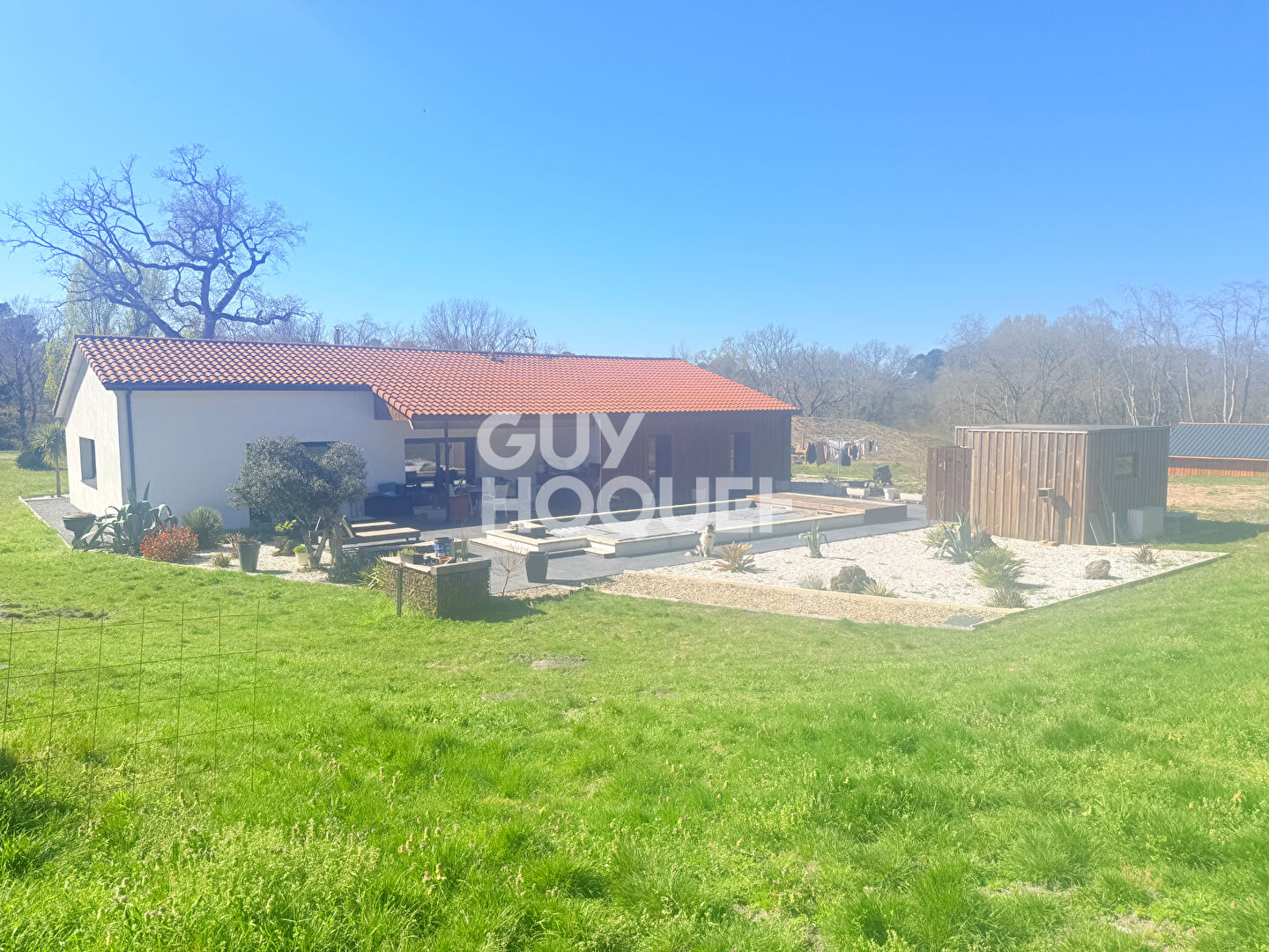 Belle maison contemporaine de 141 m2 à Escource