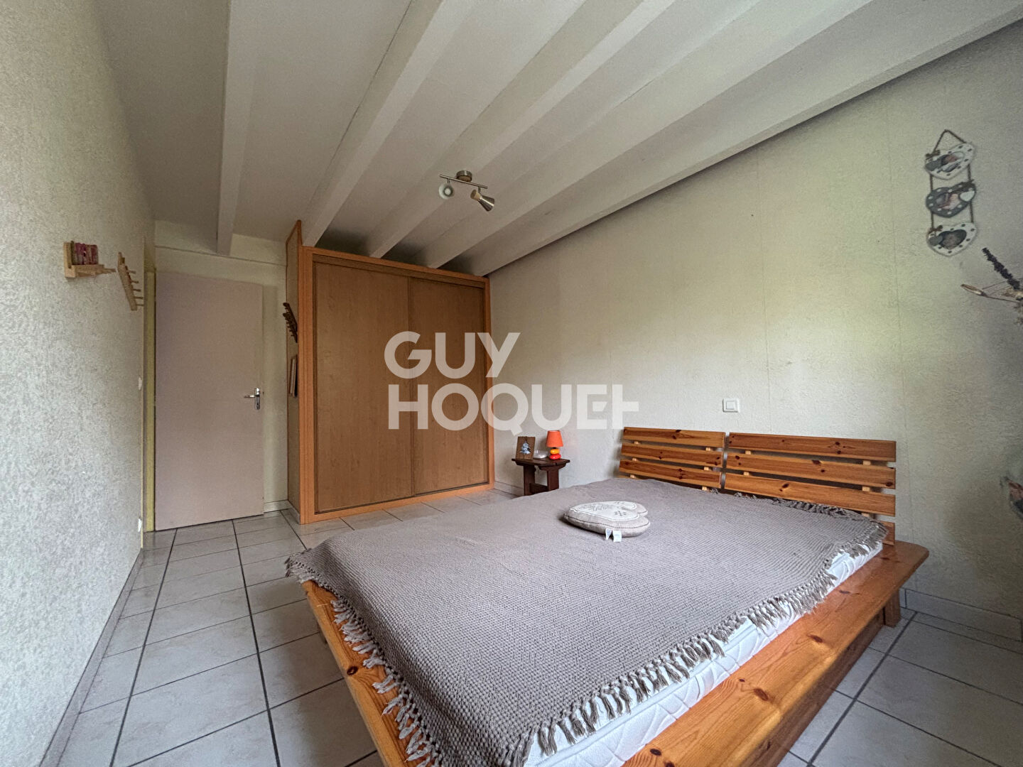 Maison dans un quartier calme à Luë