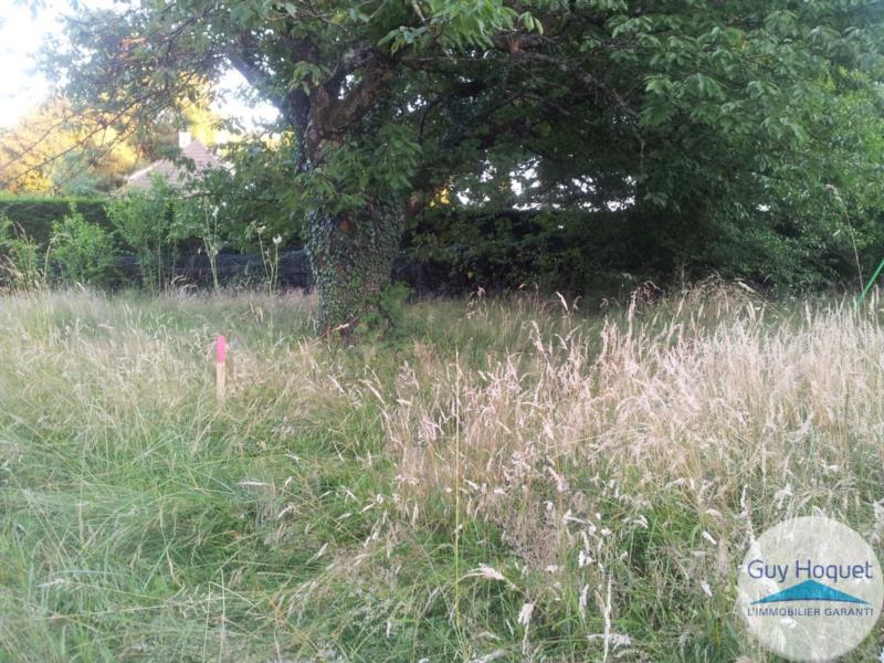 TRAMOYES TERRAIN 575 M²
