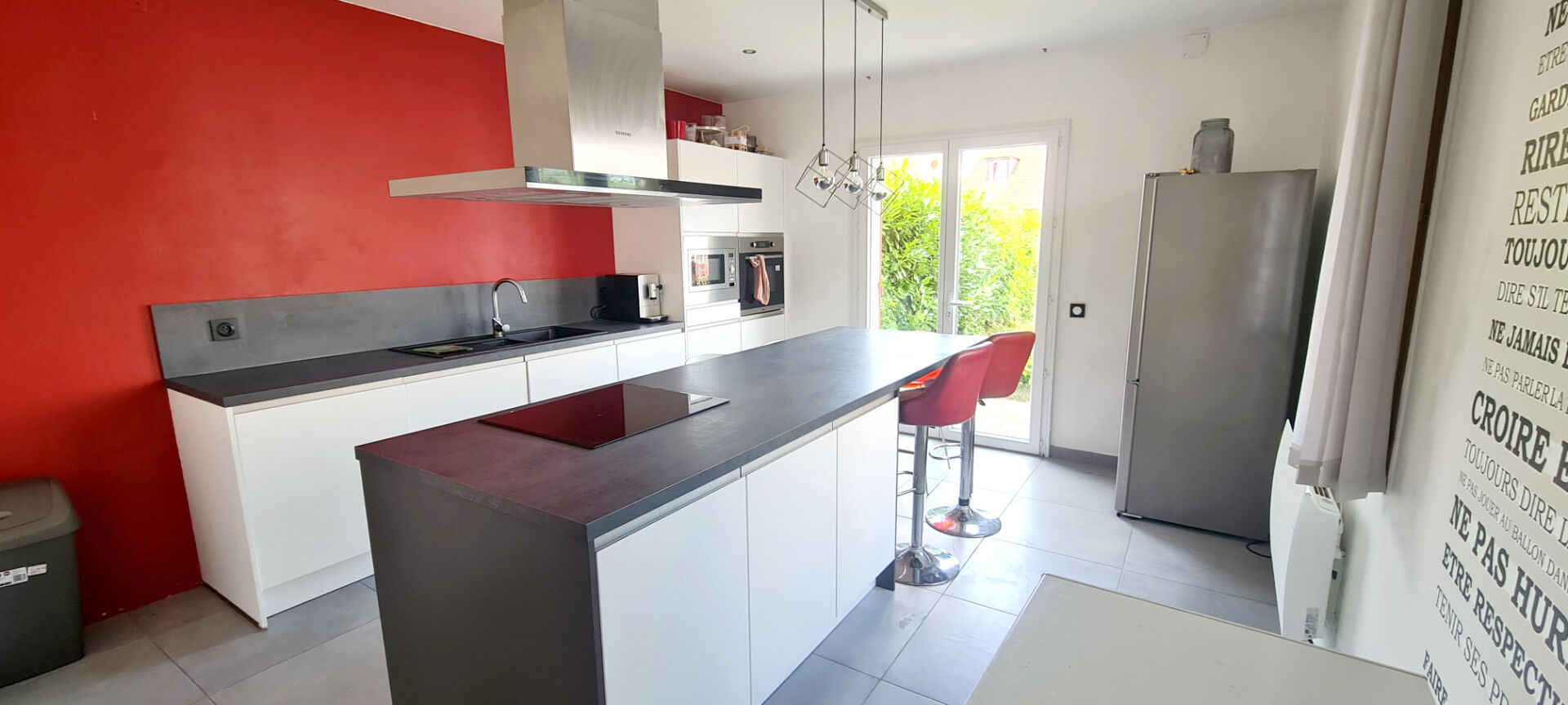 Pavillon 6 pièces -155 m² - 4 chambres