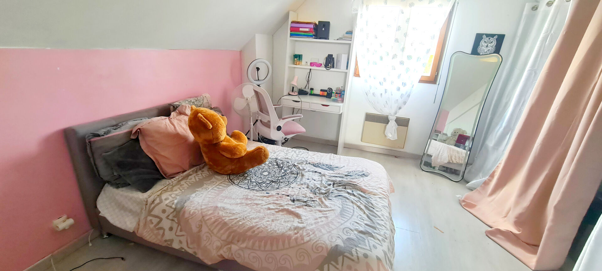 Pavillon 6 pièces -155 m² - 4 chambres