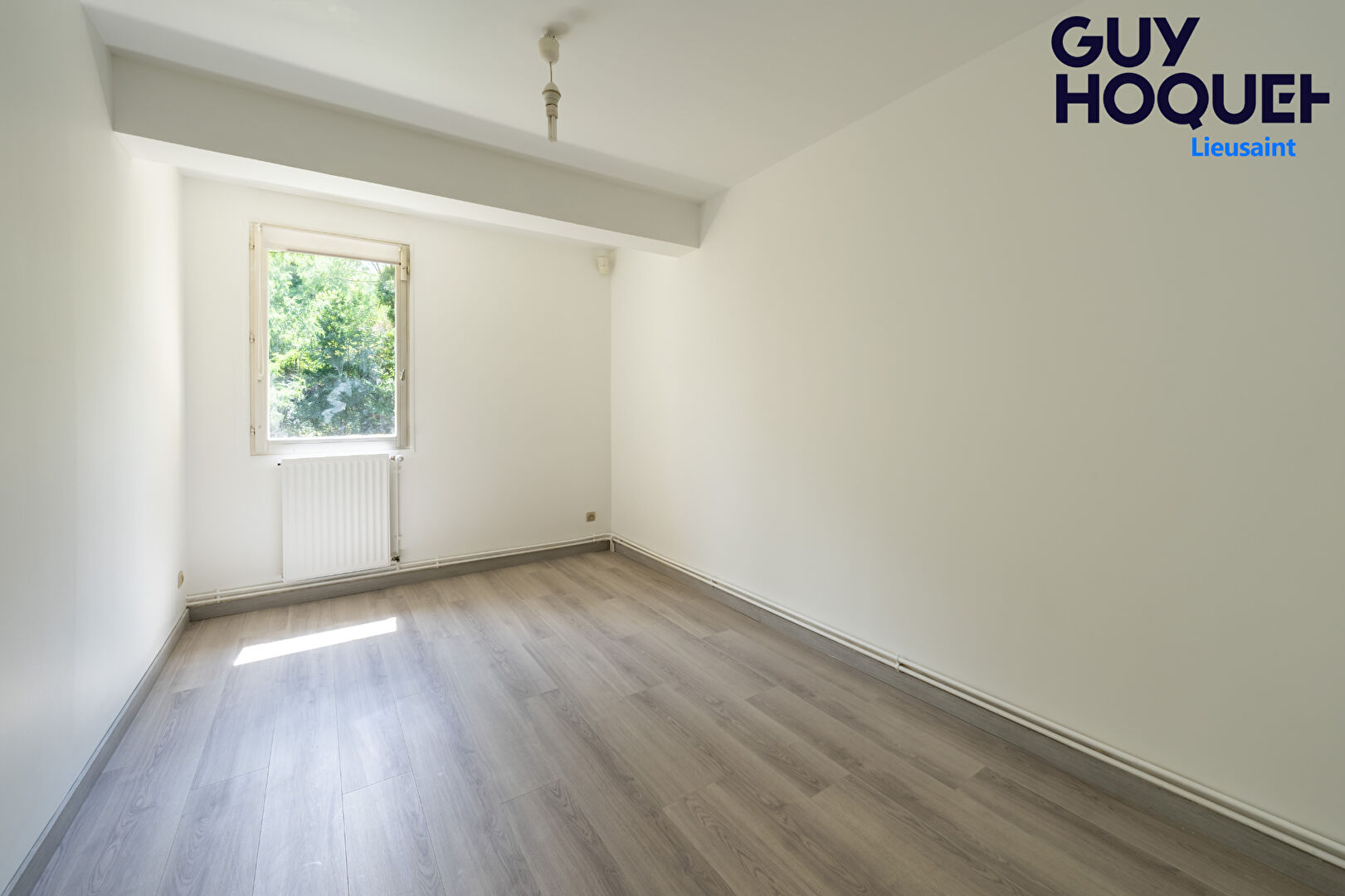 VERT SAINT DENIS : maison T4 (110 m²) en location