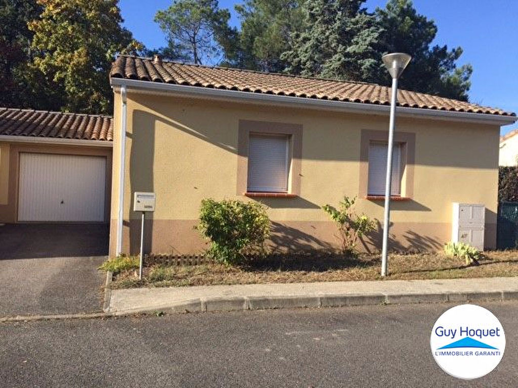 Maison Castelsarrasin 4 pièce(s) 81.8 m2