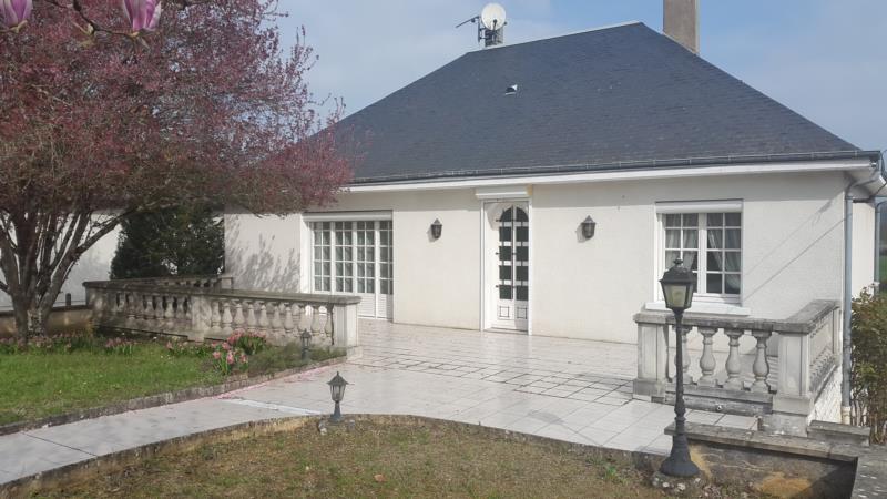 À vendre à Faverolles-Sur-Cher (41400), maison 4 pièces d'une surface habitable de 104 m².