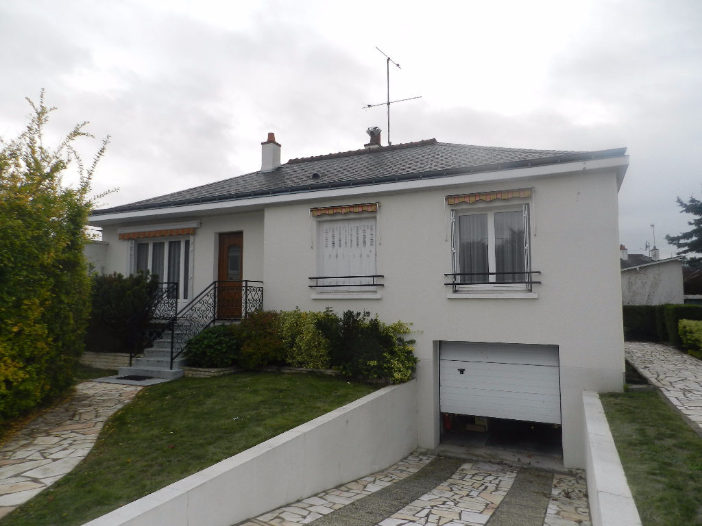 Montbazon : Proche des écoles