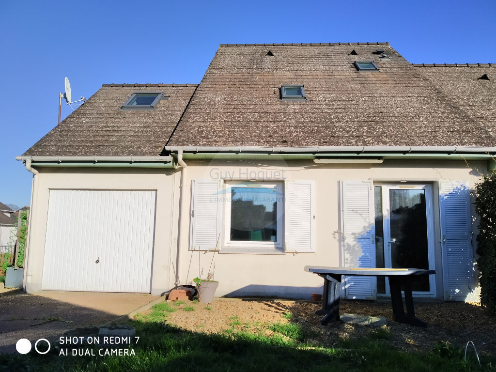 Maison de 3 chambres à Nazelles-Négron