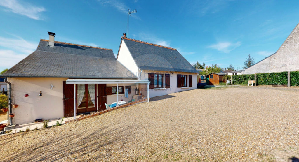 Maison à louestault , terrain de 1000 m2.