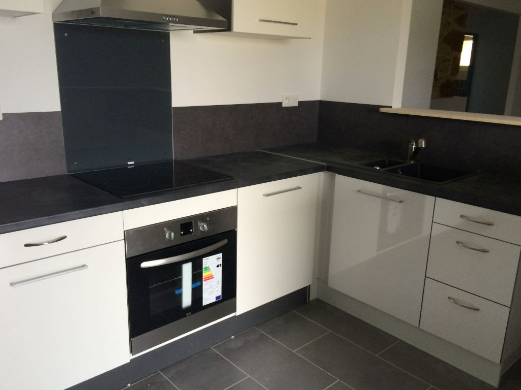 Maison de plain-pied, 3 chambres, excellent état