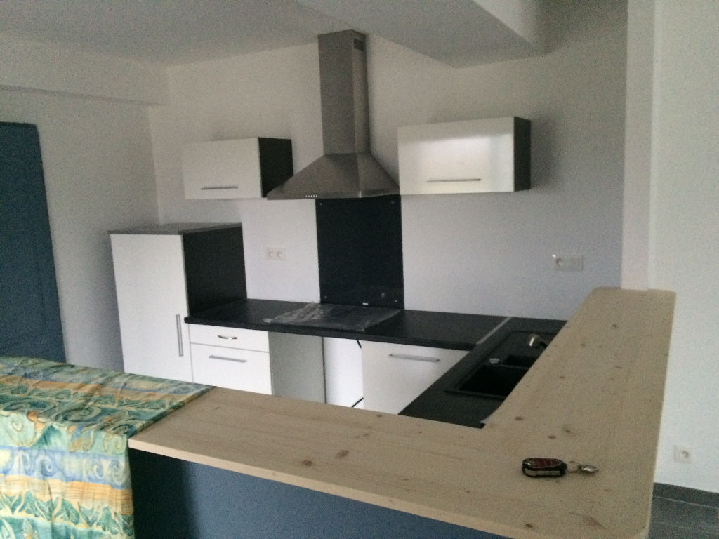 Maison de plain-pied, 3 chambres, excellent état