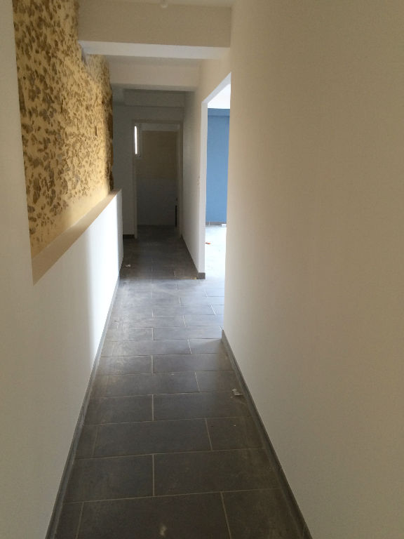 Maison de plain-pied, 3 chambres, excellent état