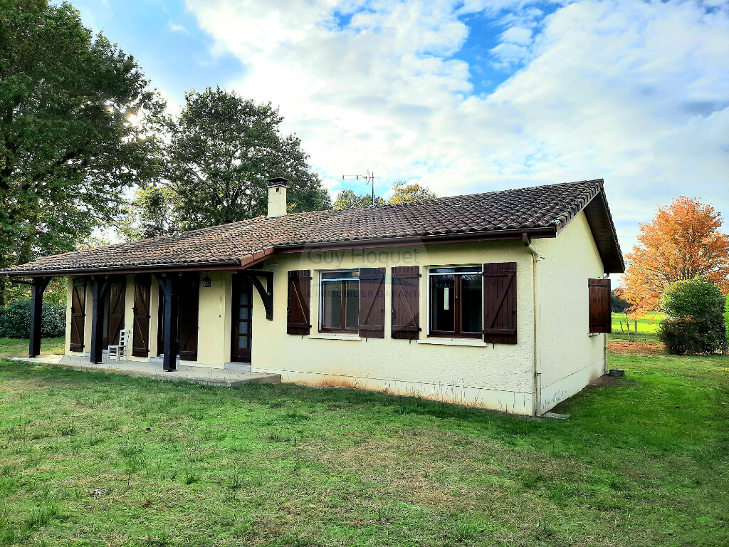 Agréable maison de plain-pied.