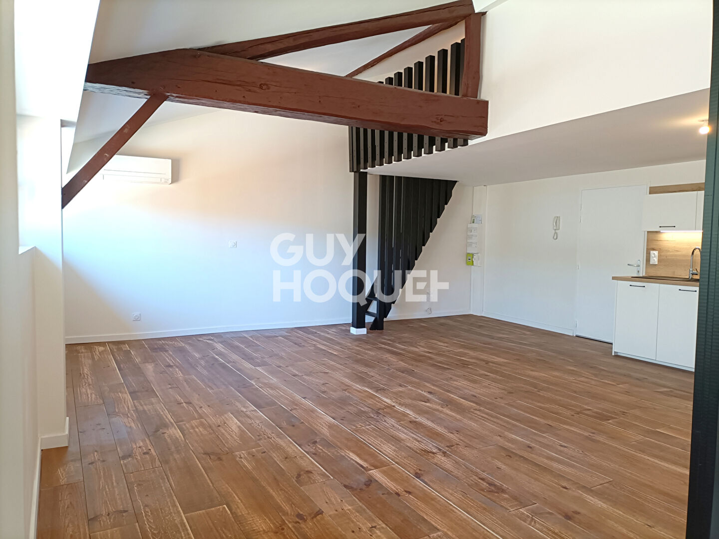 Appartement entièrement rénové en centre ville