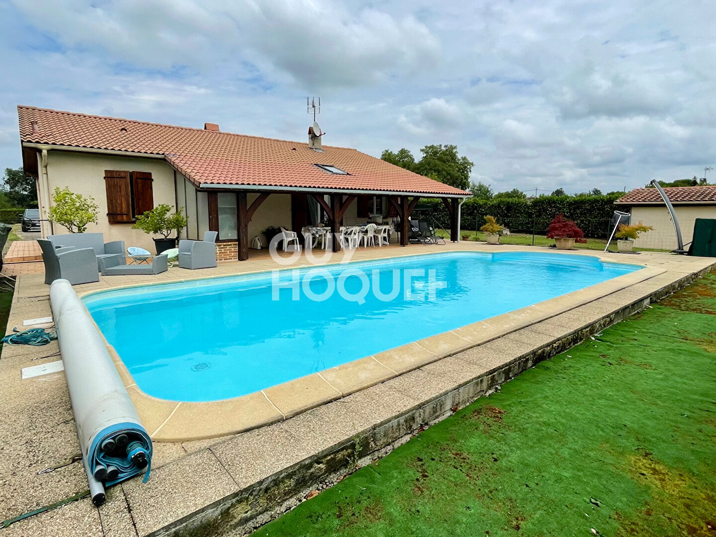 Maison Montgaillard avec piscine et 3 chambres