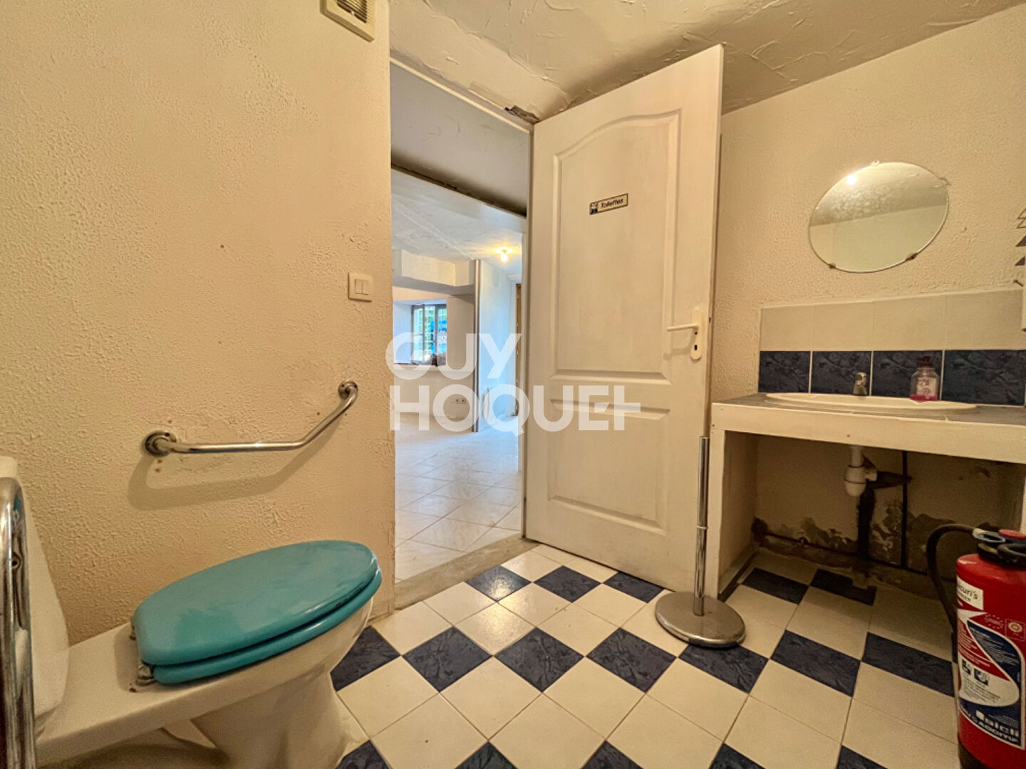 Local commercial de 53 m2 situé au centre ville d'Aire sur l'Adour