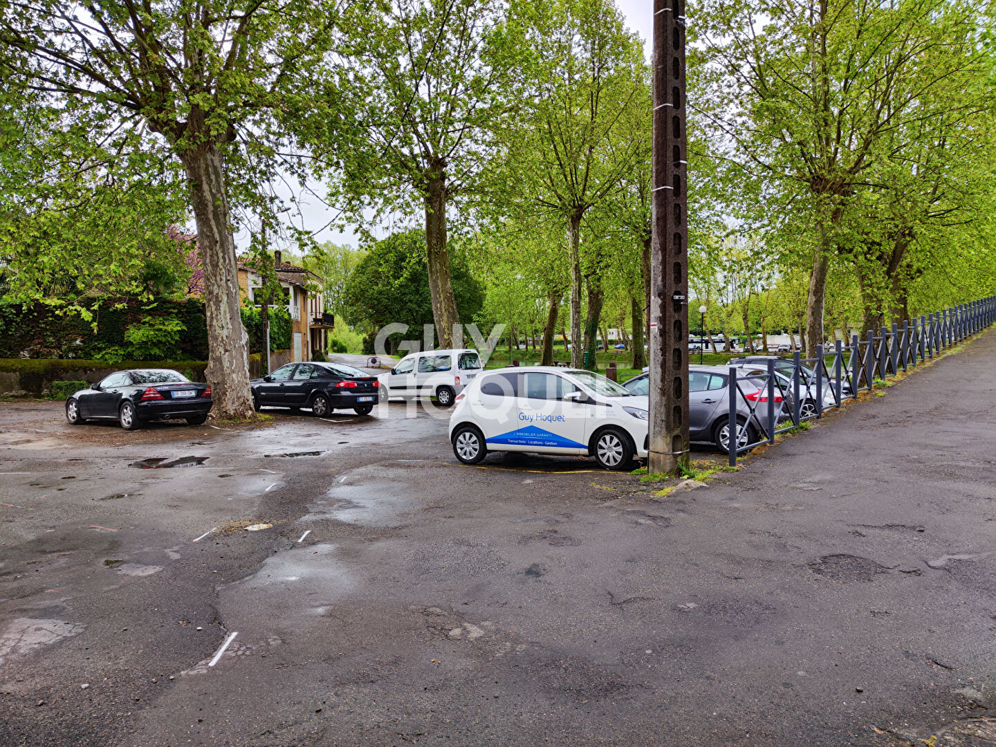 Local commercial de 53 m2 situé au centre ville d'Aire sur l'Adour