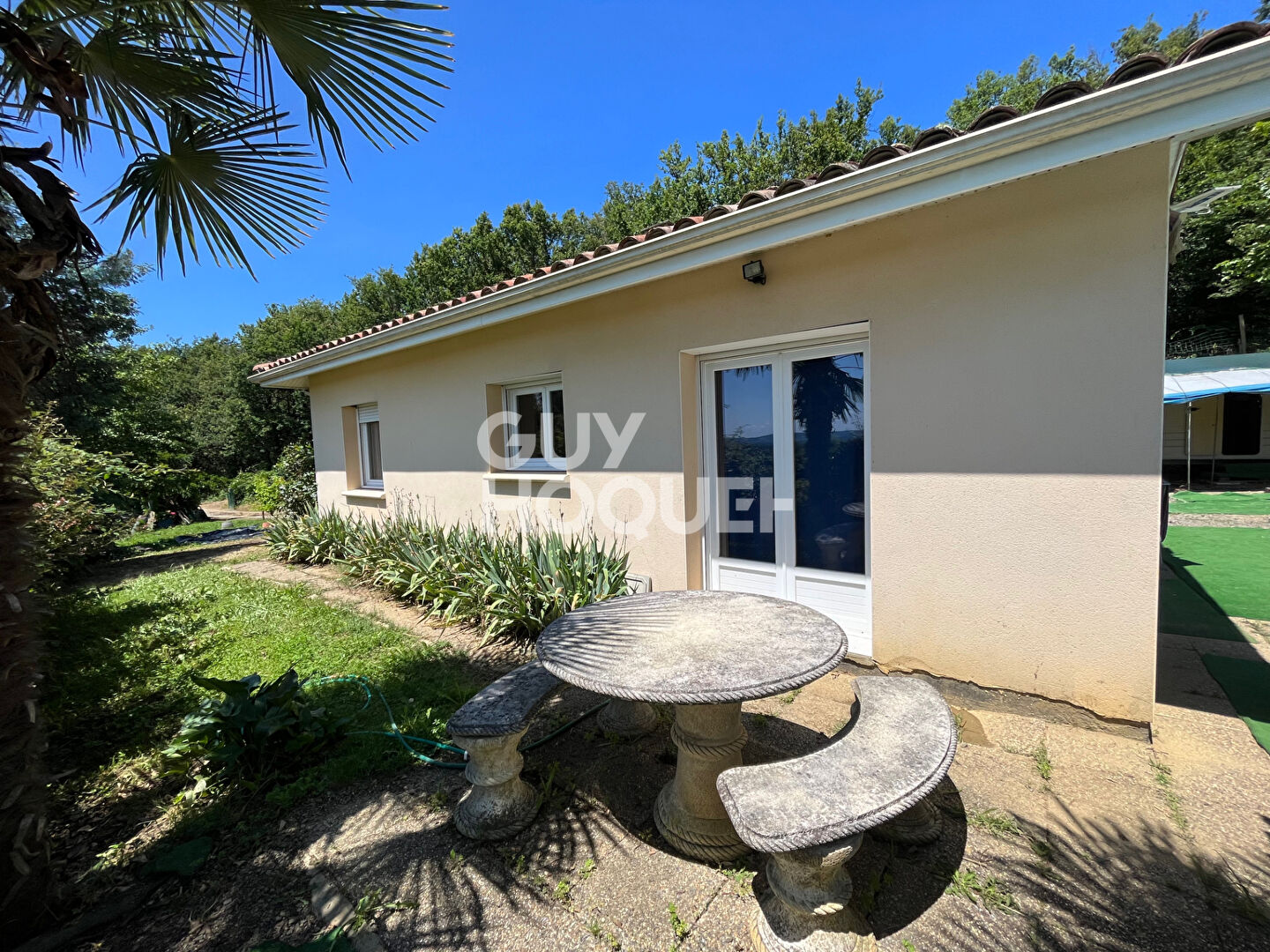 Coquette maison de 70 m2, 1 chambre sur 1 170 m2 de terrain