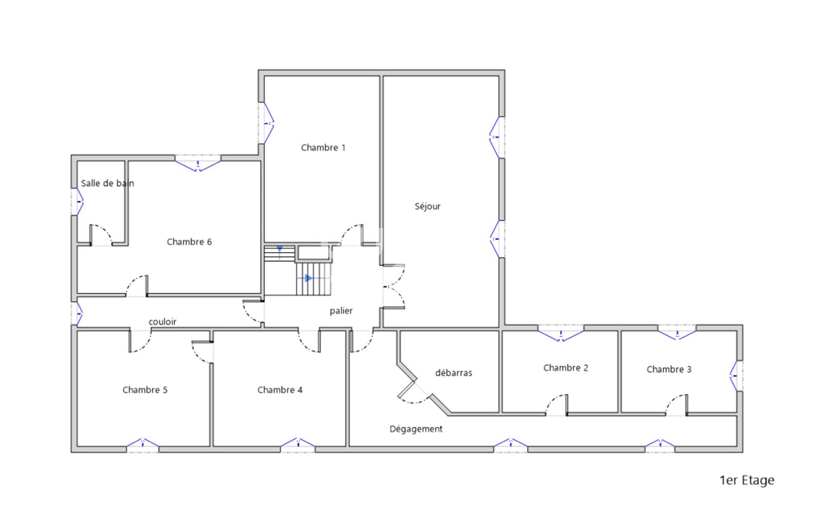 Local d'activité de 580 m2 situé au bourg de Barcelonne du Gers