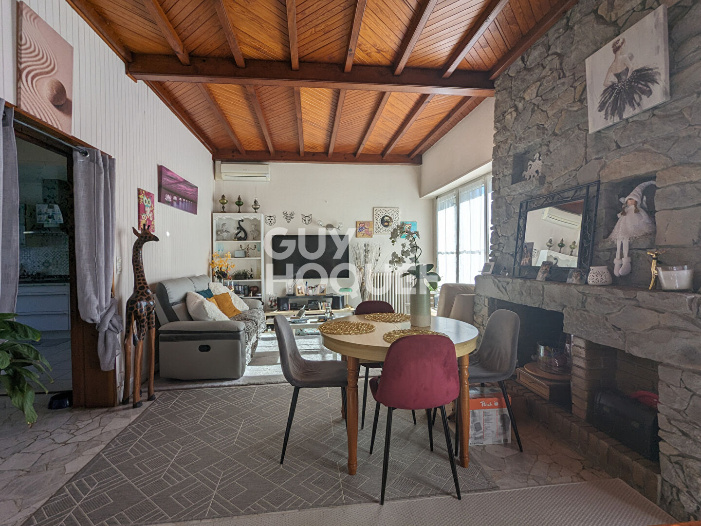 Maison St Pierre Du Mont 190 m2