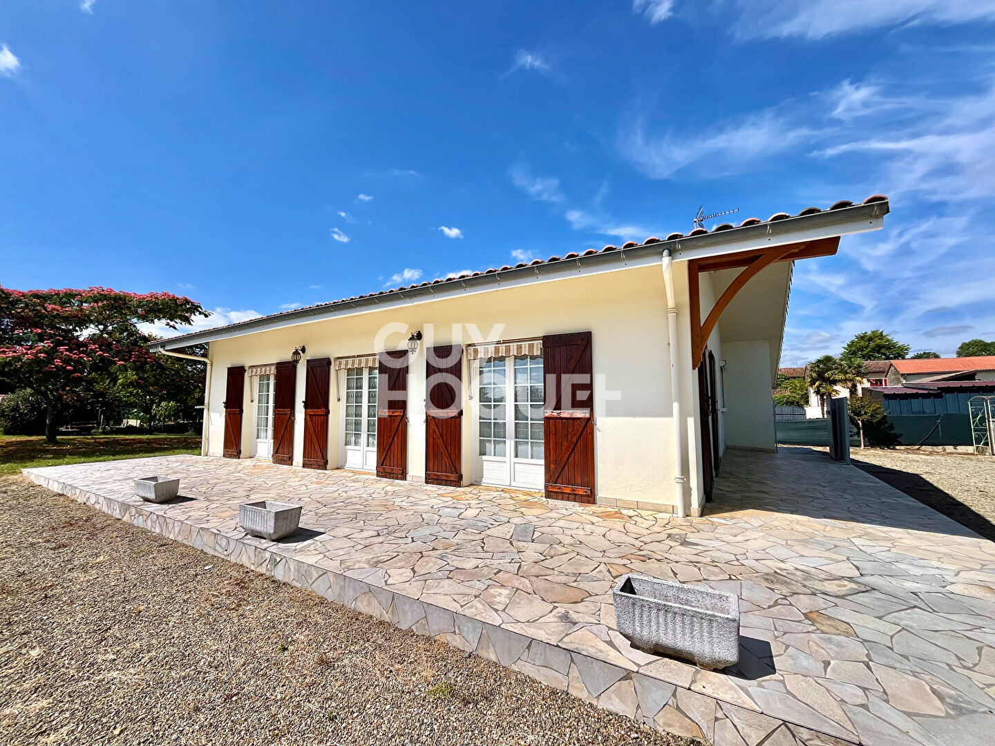 Maison de 88 m²  à Cazères-Sur-L'Adour, 2 chambres