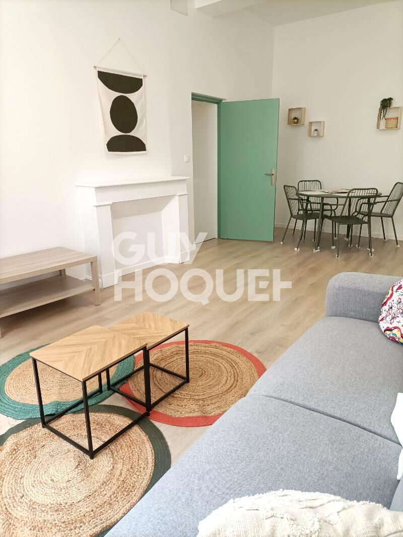 Appartement T2 meublé, rénové, en centre ville.