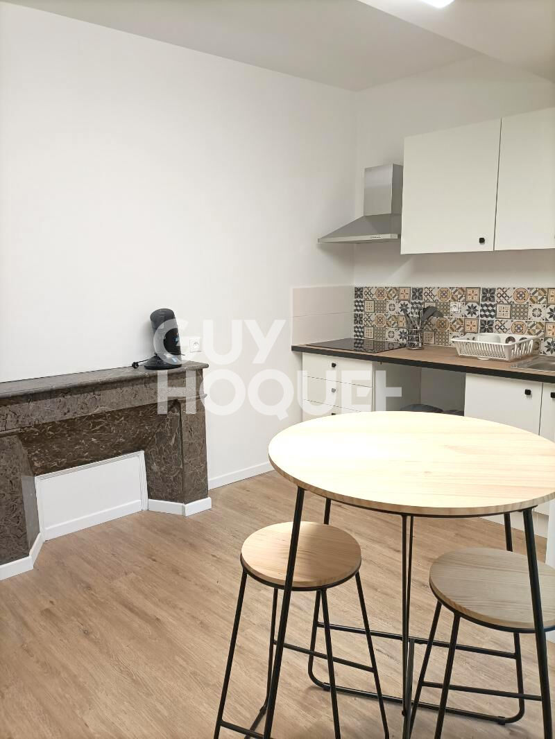 Appartement T2 meublé, rénové, en centre ville.