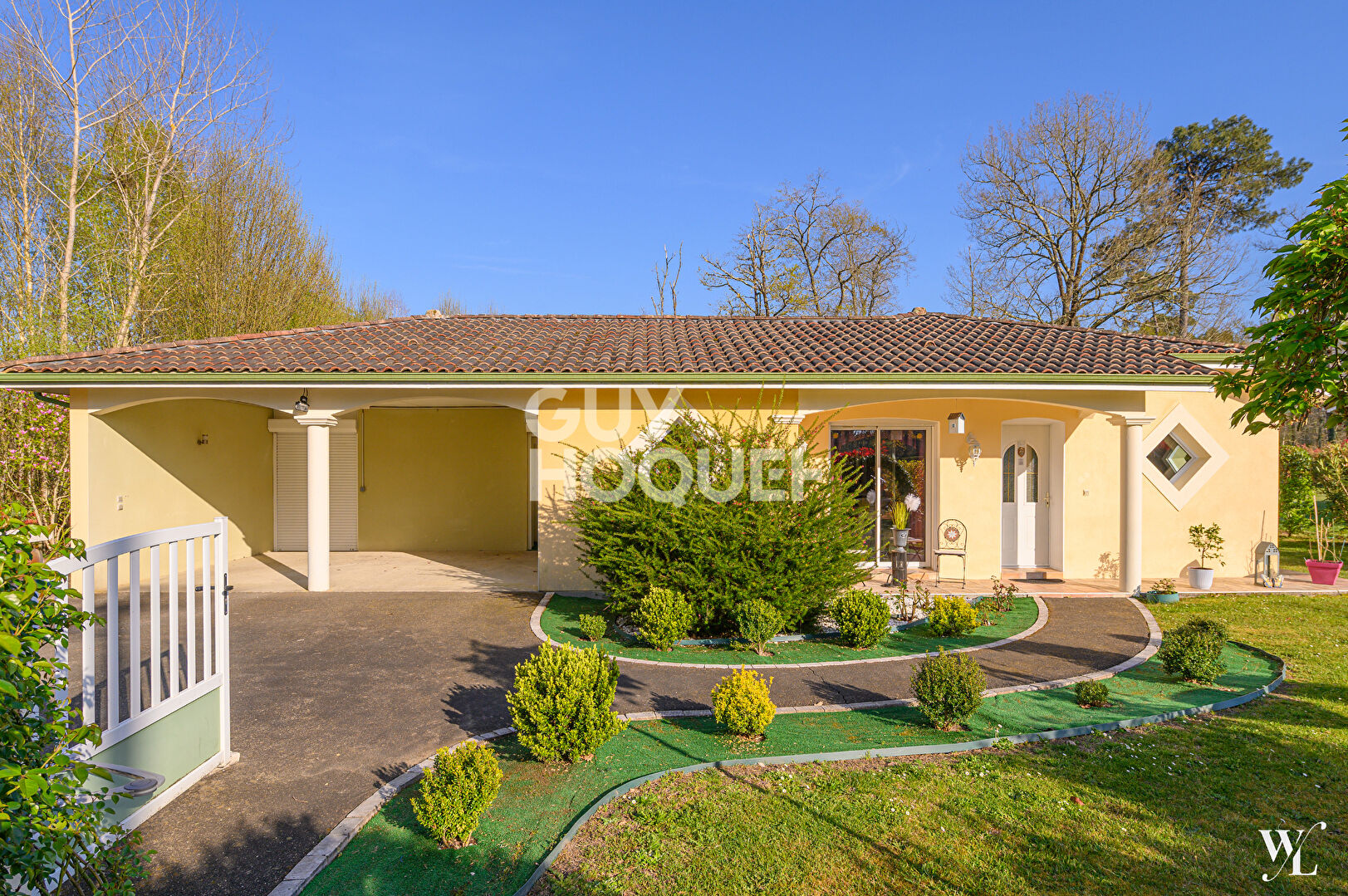 Maison contemporaine 4 pièce(s) 122 m2