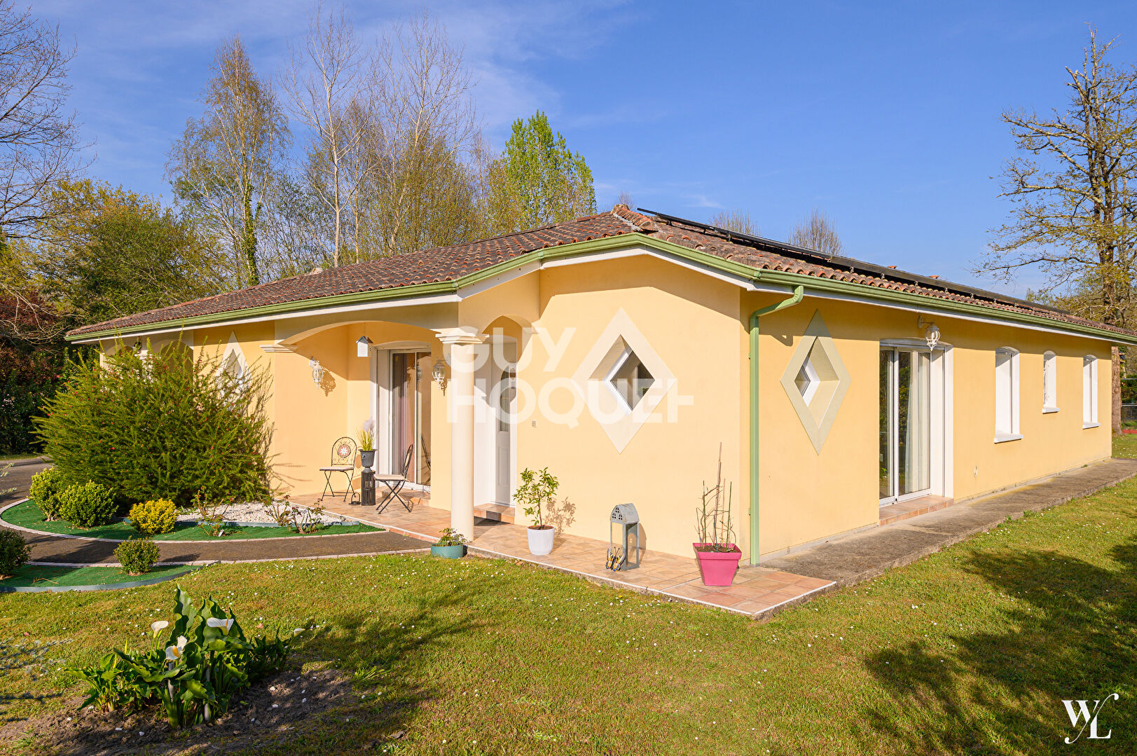 Maison contemporaine 4 pièce(s) 122 m2