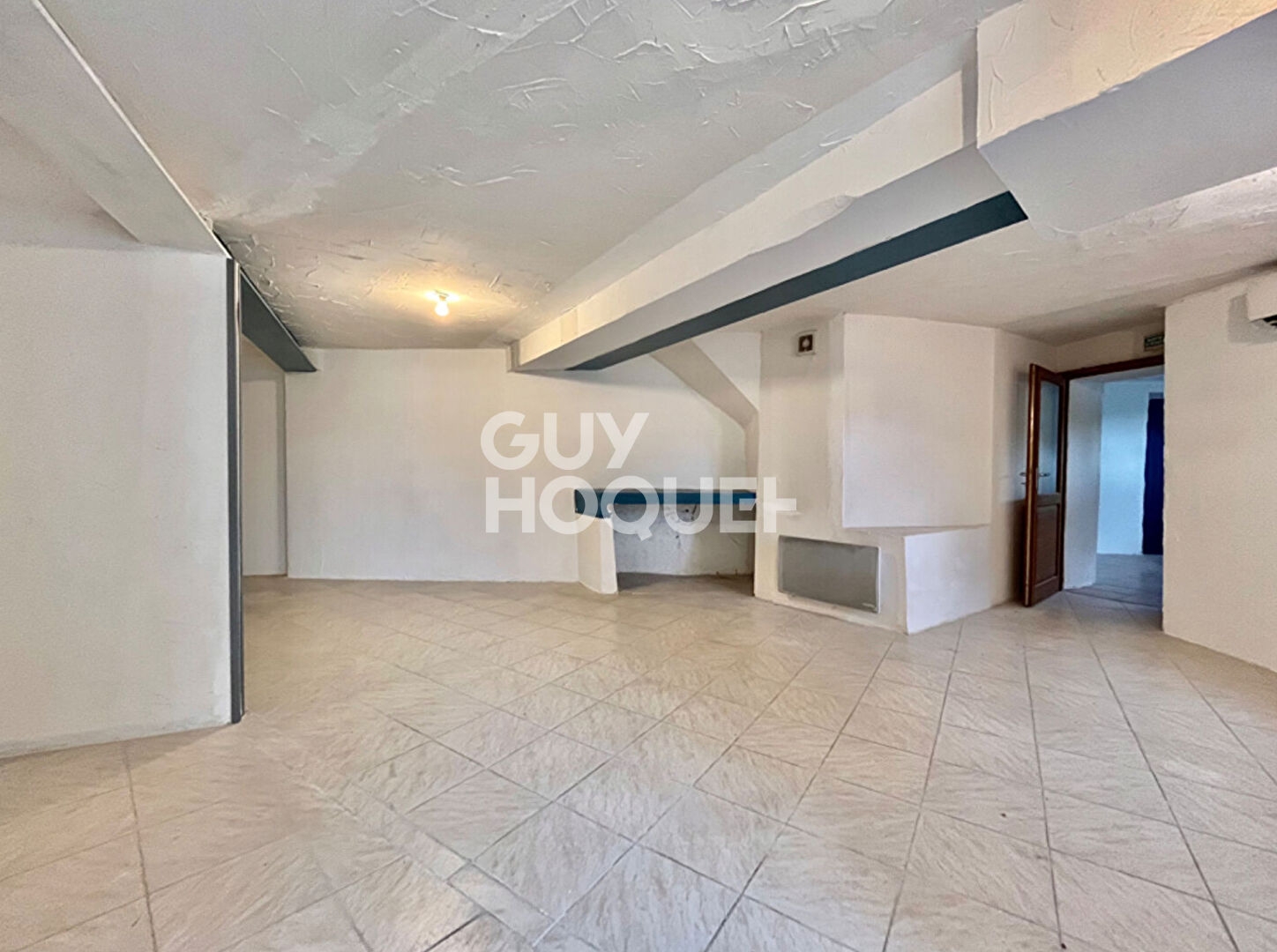 Local commercial de 53 m2 situé au centre ville d'Aire sur l'Adour