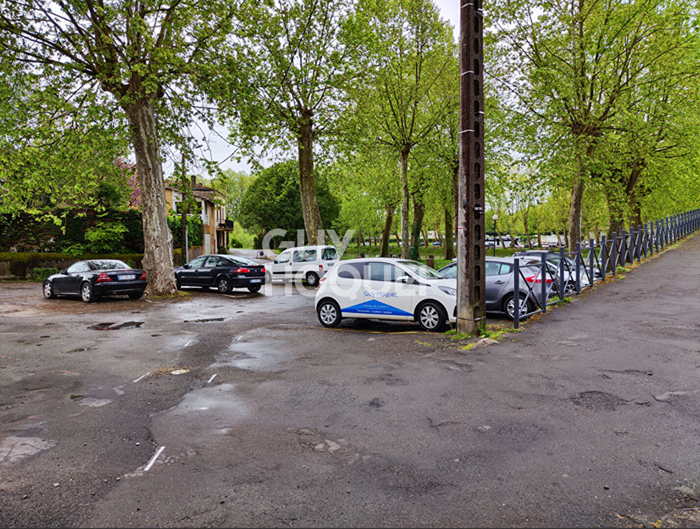 Local commercial de 53 m2 situé au centre ville d'Aire sur l'Adour