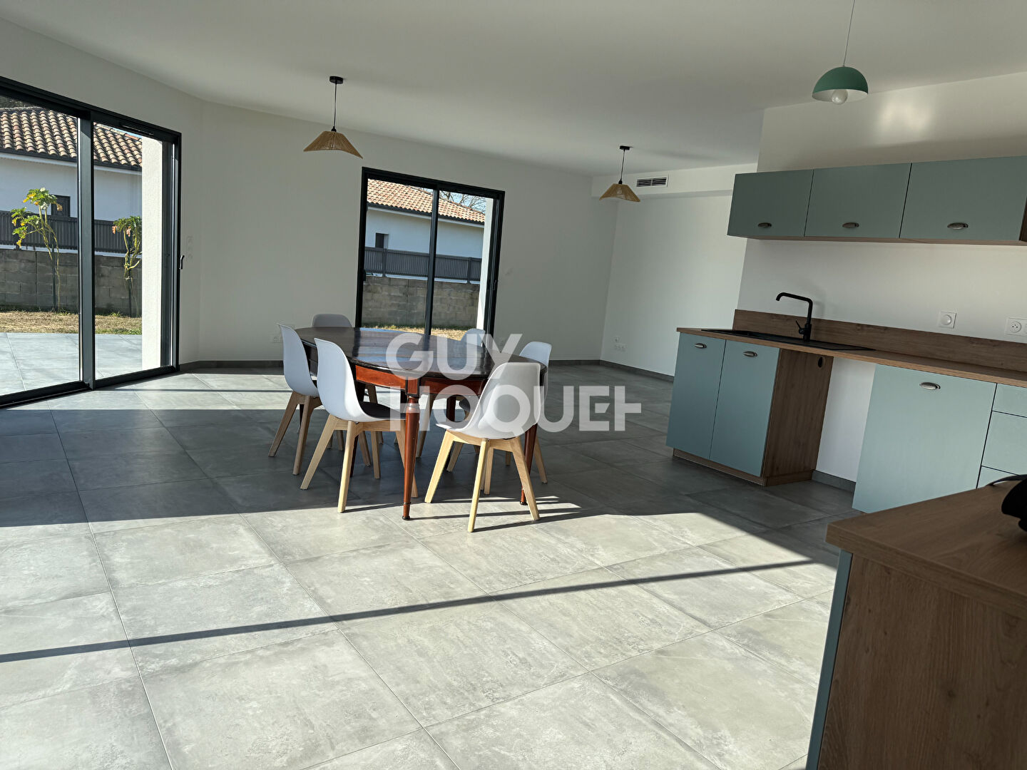 Spacieuse maison  sur SAINT AVIT