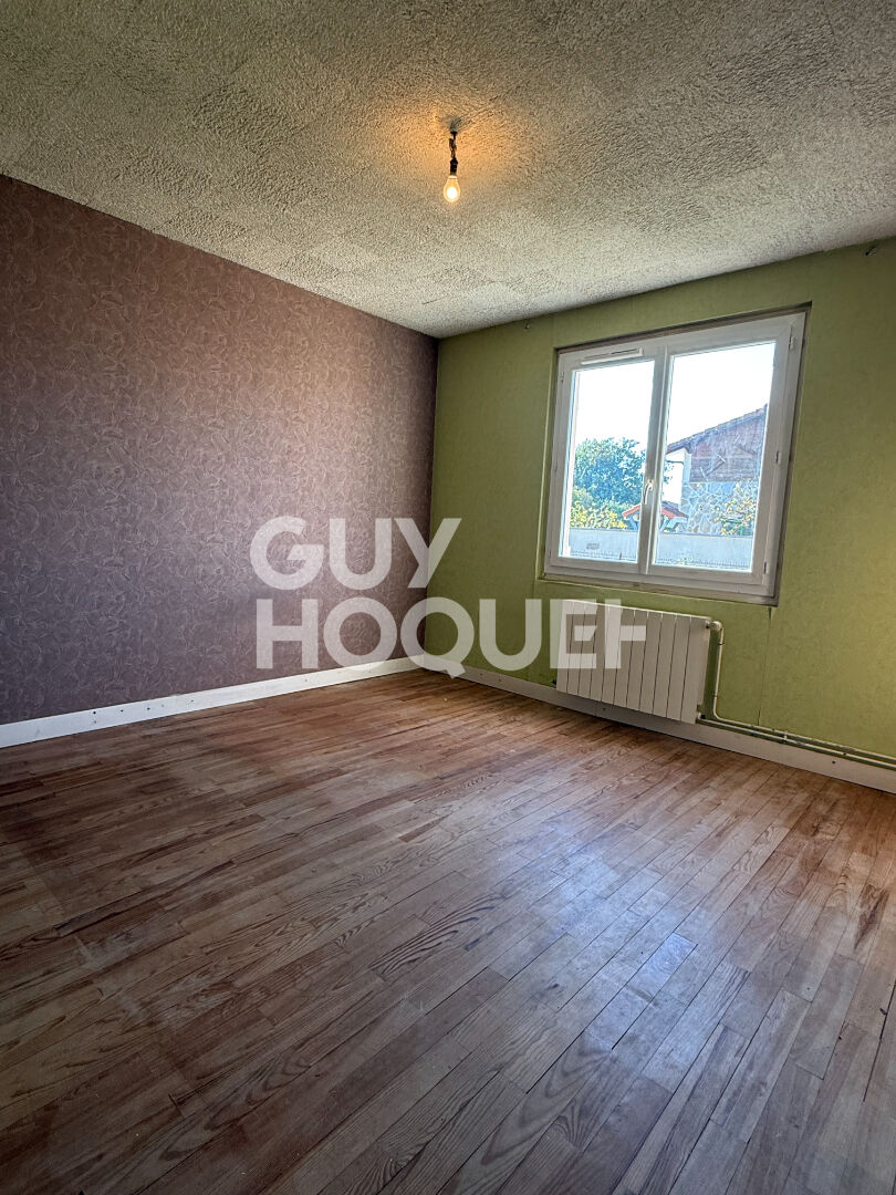 Maison au centre de Mont de Marsan avec 650 m² de jardin.