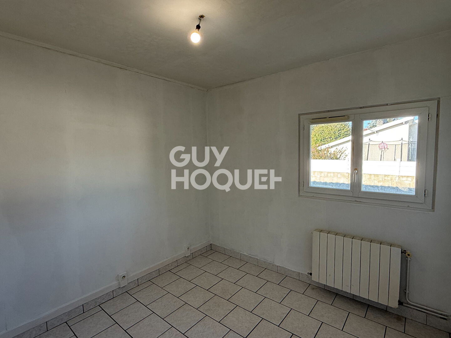 Maison au centre de Mont de Marsan avec 650 m² de jardin.