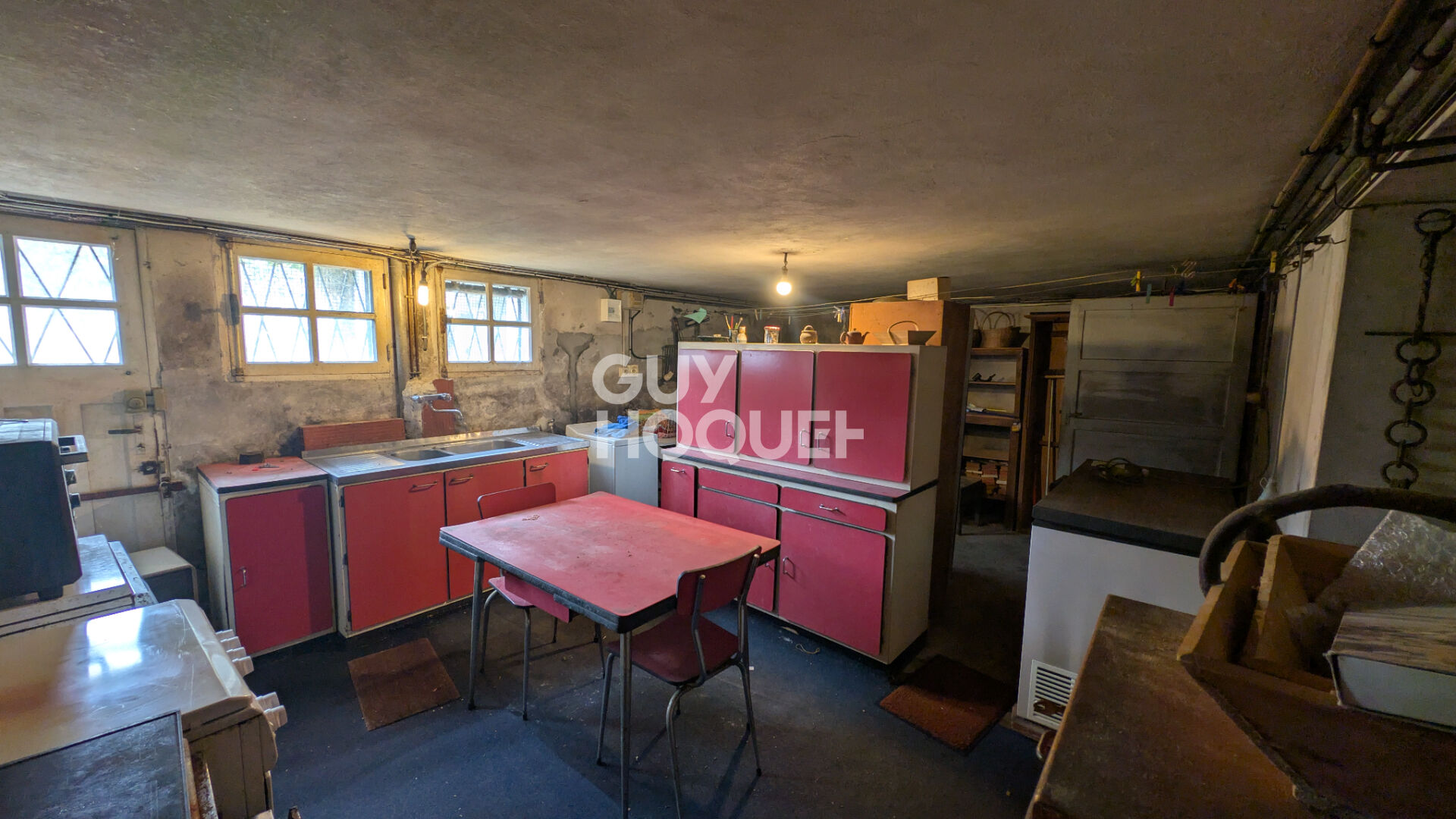 Maison de caractère à rénover ? Fort potentiel